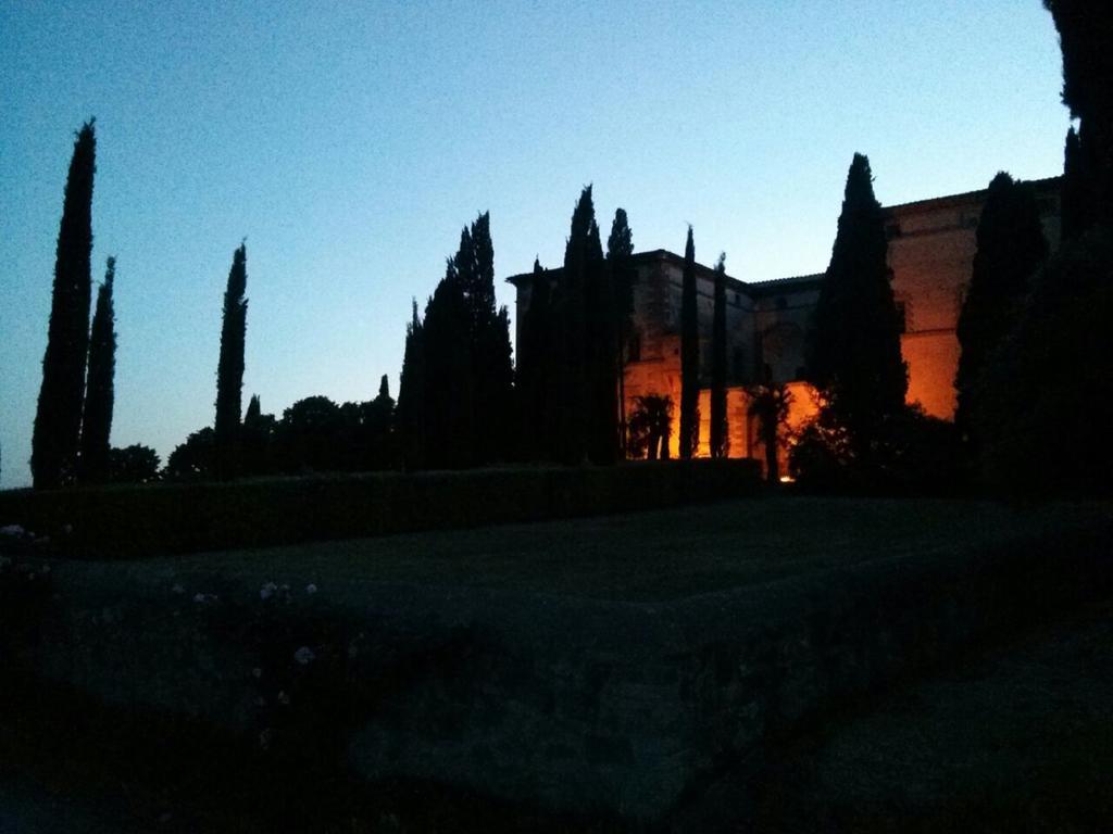 Argiano Dimore Wine Relais ภายนอก รูปภาพ