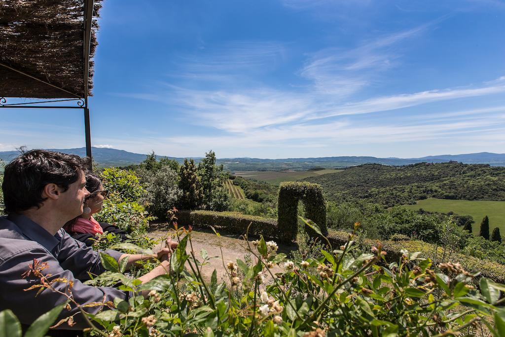 Argiano Dimore Wine Relais ภายนอก รูปภาพ