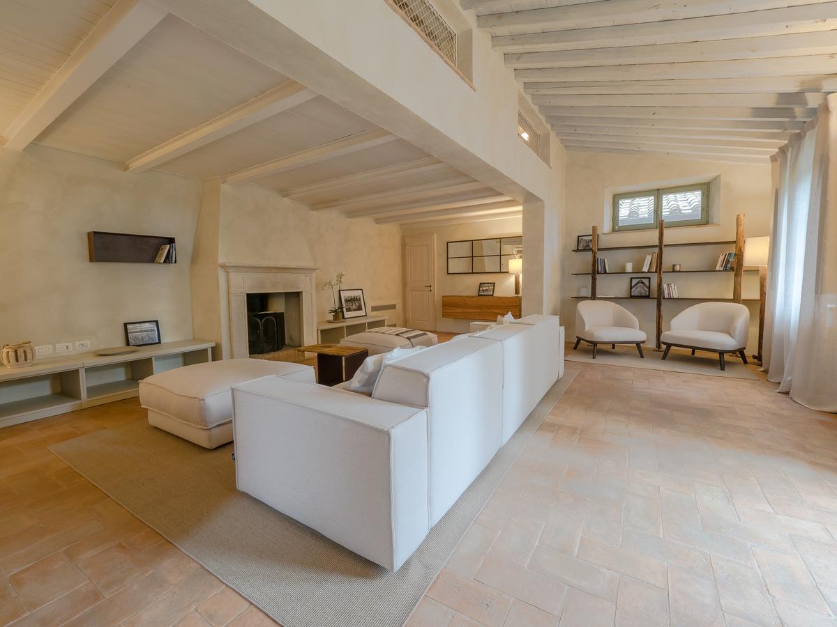 Argiano Dimore Wine Relais ภายนอก รูปภาพ